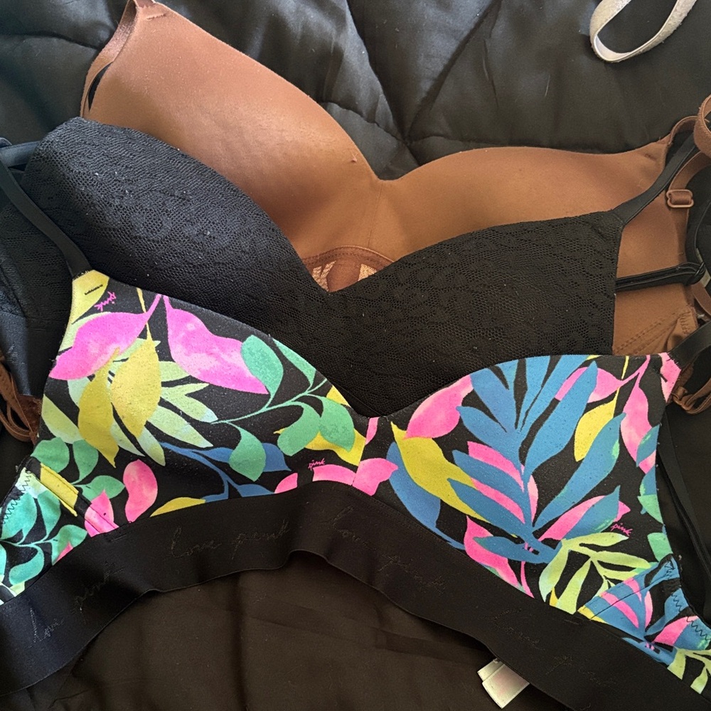 Different Print Wireless Bras